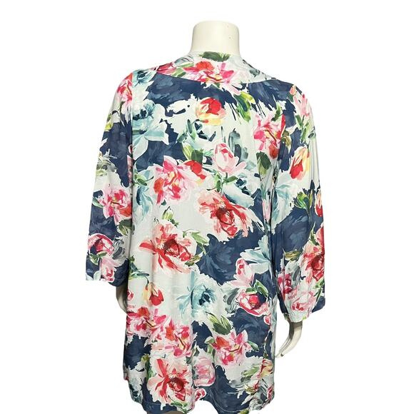 Plum Pretty Sugar Floral Open Front Robe Size Small/Medium - Picture 2 of 11